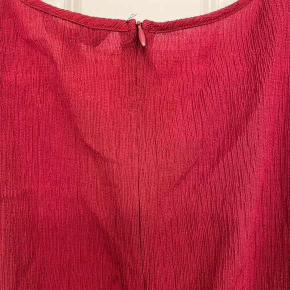 Like new ruffle dress - Picture 3 of 5